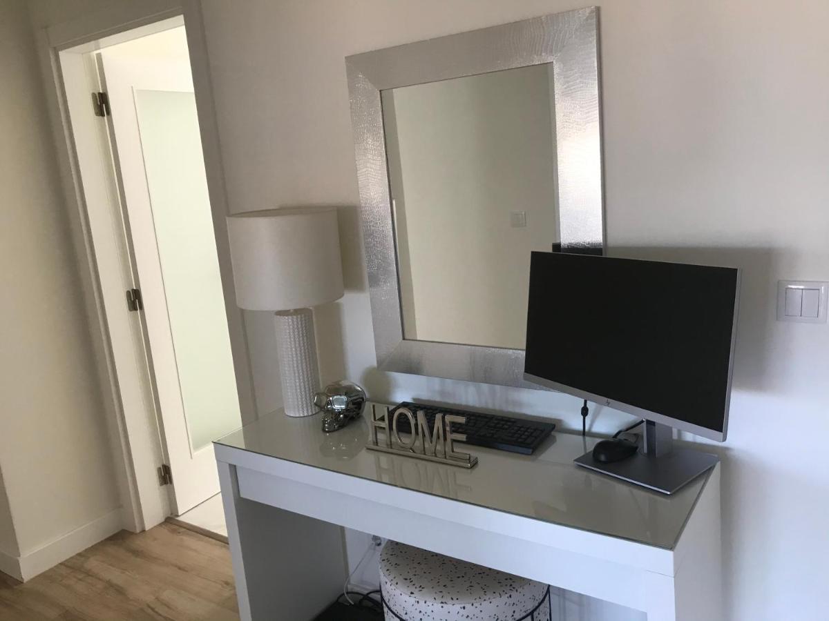 Quarto em Acomodações Particulares Modern Twin With A Balcony *